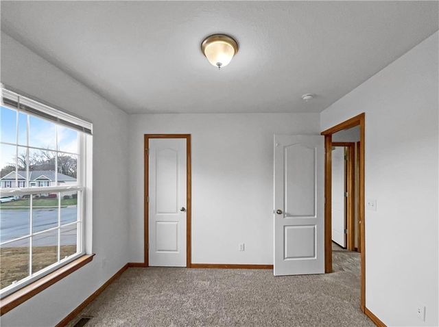 15803 Hight Avenue, Belton, MO 64012