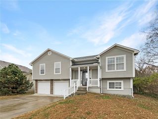 15803 Hight Avenue, Belton, MO 64012