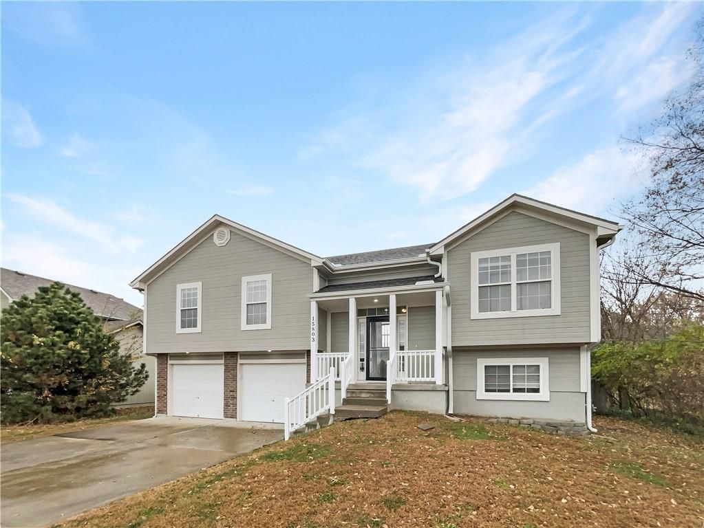 15803 Hight Avenue, Belton, MO 64012