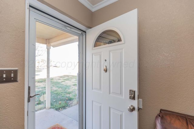 2010 N ADAMS Street, Amarillo, TX 79107