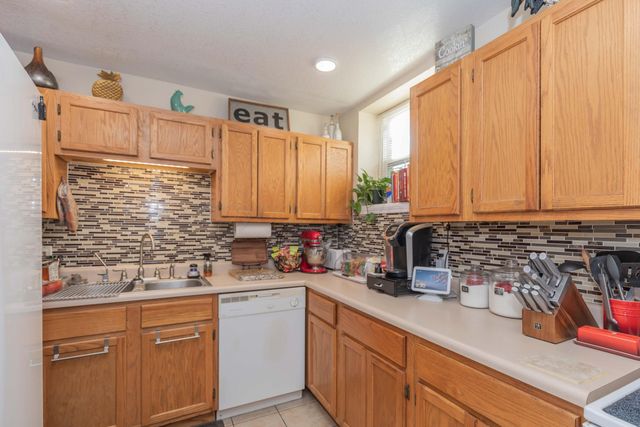 2010 N ADAMS Street, Amarillo, TX 79107