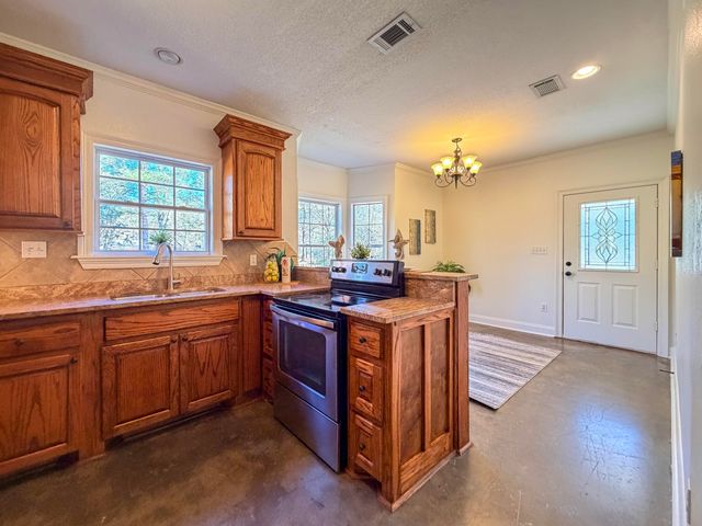 151 Baker St., Petal, MS 39465