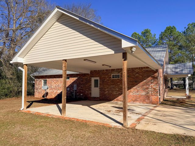 151 Baker St., Petal, MS 39465