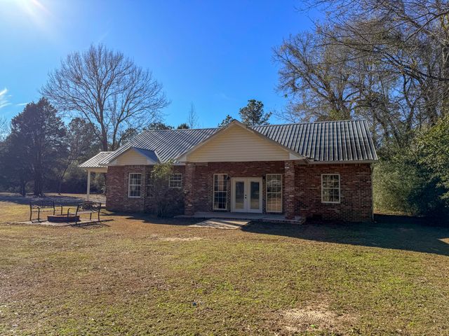 151 Baker St., Petal, MS 39465