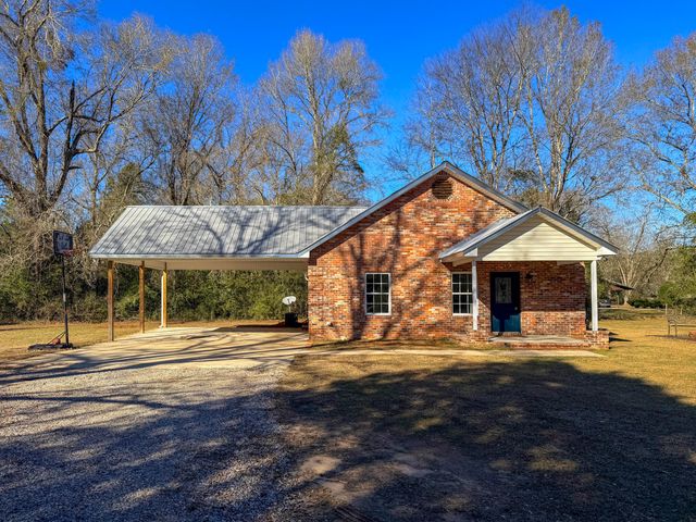 151 Baker St., Petal, MS 39465