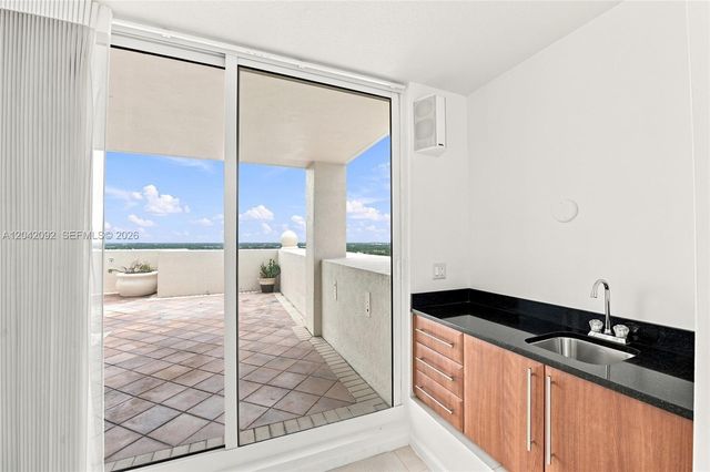 610 W Las Olas Boulevard 1912N, Fort Lauderdale, FL 33312