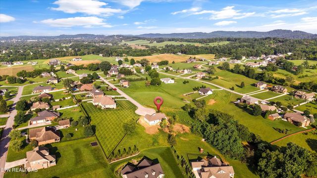 2335 Louisiana Court, Seymour, TN 37865
