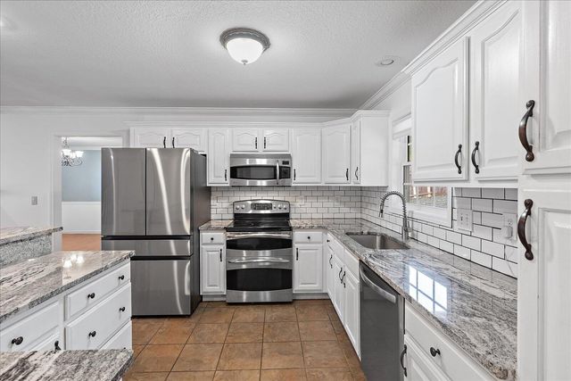 240 W Park Circle, Decatur, TN 37322