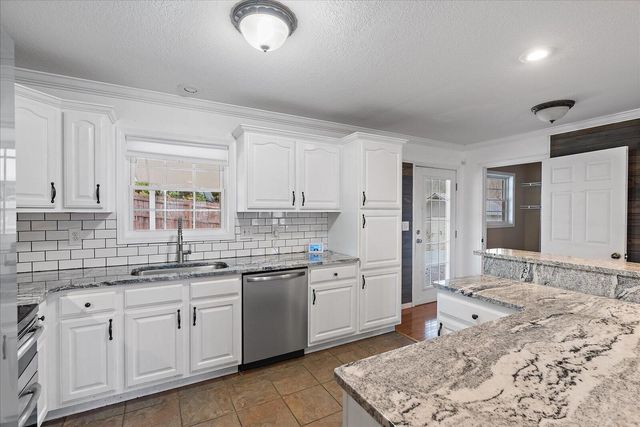 240 W Park Circle, Decatur, TN 37322