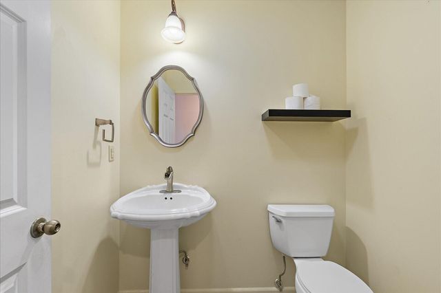 240 W Park Circle, Decatur, TN 37322