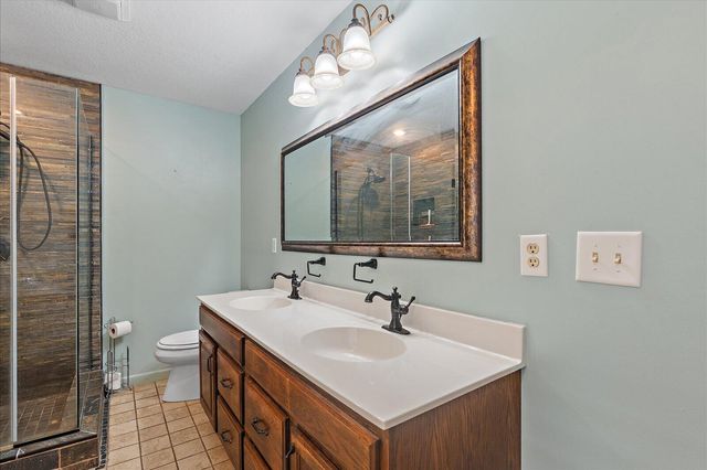 240 W Park Circle, Decatur, TN 37322