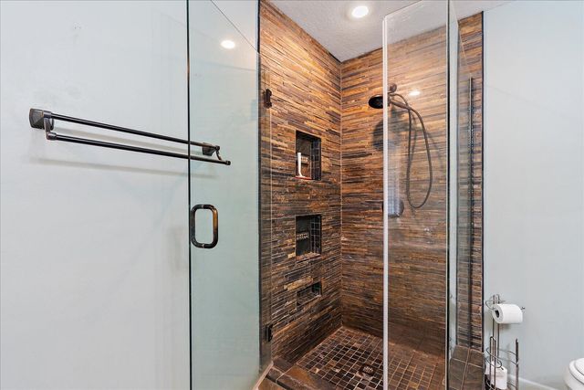 240 W Park Circle, Decatur, TN 37322