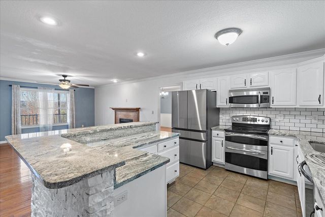 240 W Park Circle, Decatur, TN 37322