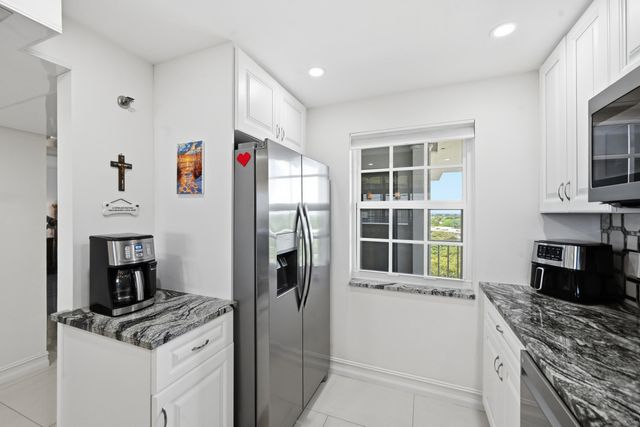 4015 W Palm Aire Drive 1001, Pompano Beach, FL 33069