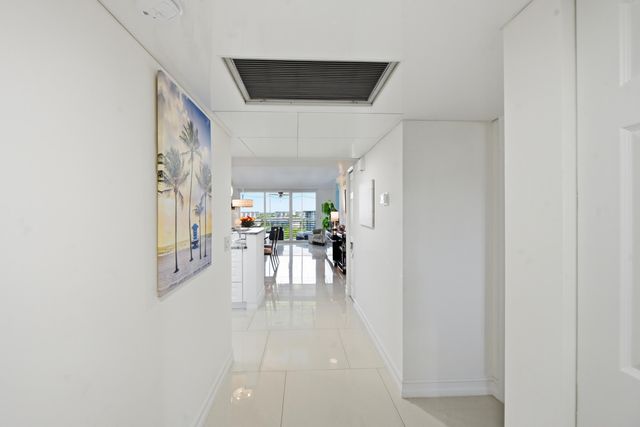 4015 W Palm Aire Drive 1001, Pompano Beach, FL 33069
