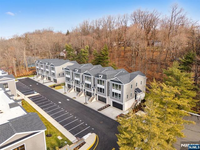 188 Broadway 4, Woodcliff Lake, NJ 07677