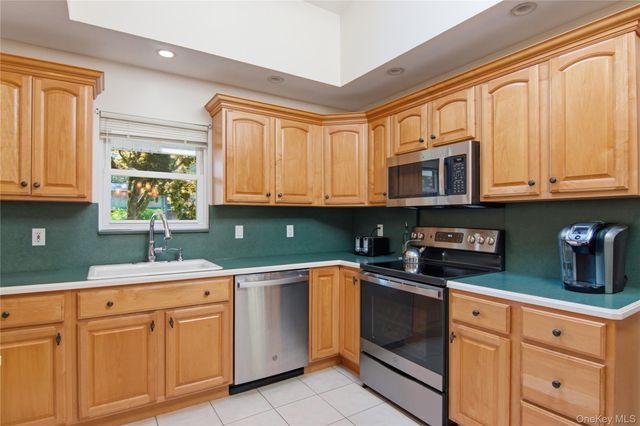 157 Belleview Avenue, Center Moriches, NY 11934