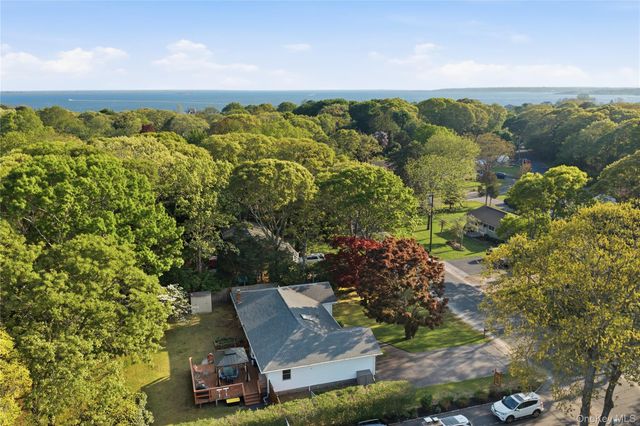 157 Belleview Avenue, Center Moriches, NY 11934