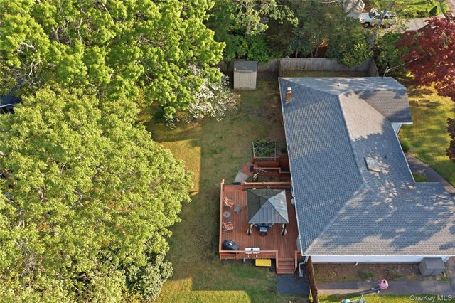 157 Belleview Avenue, Center Moriches, NY 11934