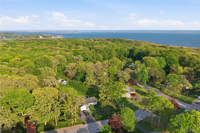 157 Belleview Avenue, Center Moriches, NY 11934