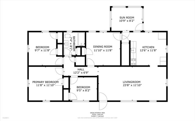 26 Roosevelt Dr, Southbridge, MA 01550