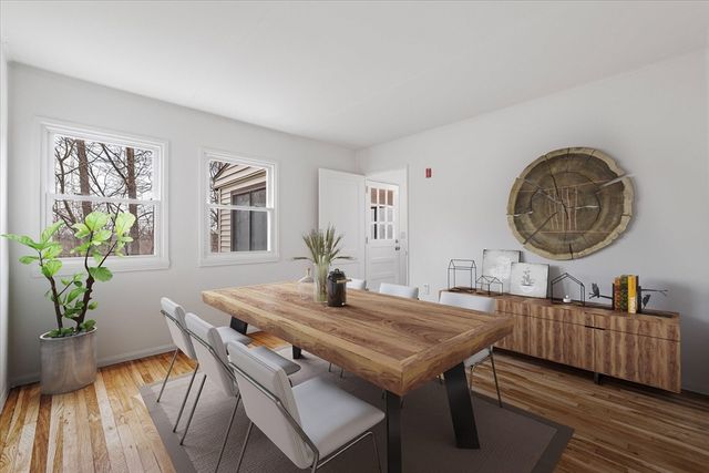 26 Roosevelt Dr, Southbridge, MA 01550