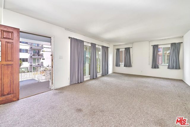 1016 S Oxford Avenue, Los Angeles, CA 90006