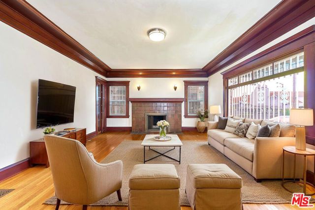 1016 S Oxford Avenue, Los Angeles, CA 90006