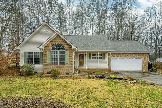 1609 Underpass Road, Advance, NC 27006