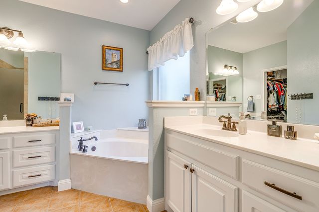 1249 Handkerchief Way, Fort Worth, TX 76052