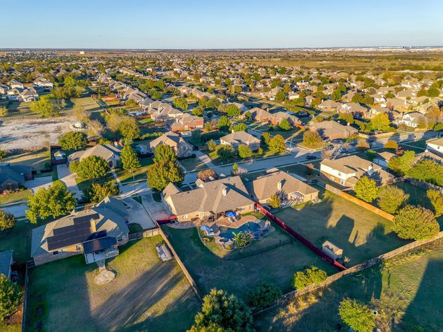 1249 Handkerchief Way, Fort Worth, TX 76052