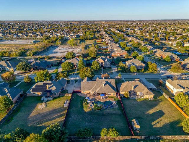 1249 Handkerchief Way, Fort Worth, TX 76052