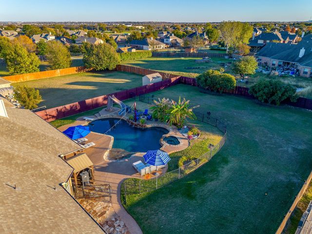 1249 Handkerchief Way, Fort Worth, TX 76052