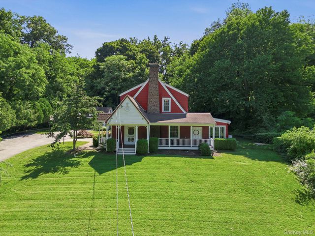 44 Beach Road, Ossining, NY 10562