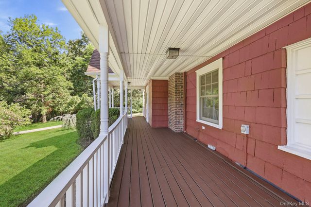 44 Beach Road, Ossining, NY 10562