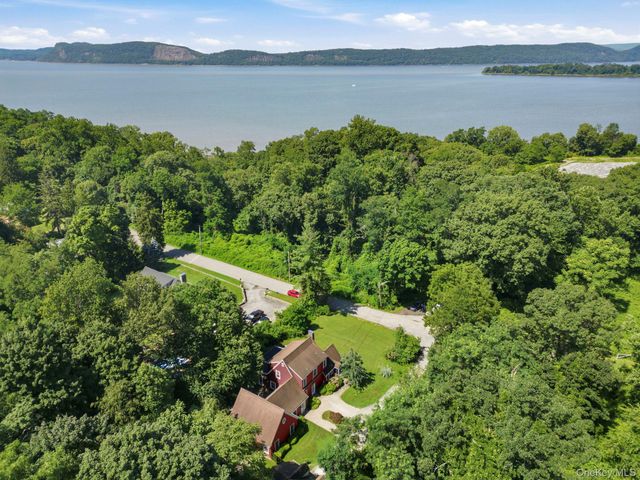 44 Beach Road, Ossining, NY 10562