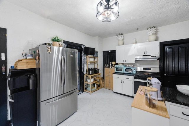 1827 Green STREET, Racine, WI 53402
