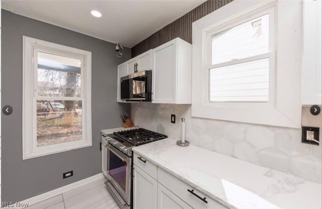 5811 Madison Avenue, Cleveland, OH 44102