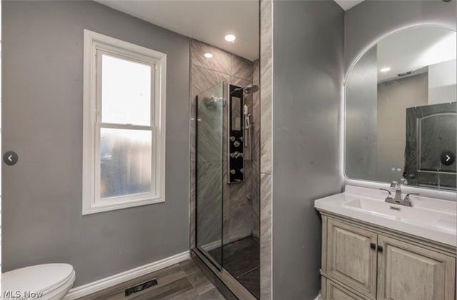 5811 Madison Avenue, Cleveland, OH 44102