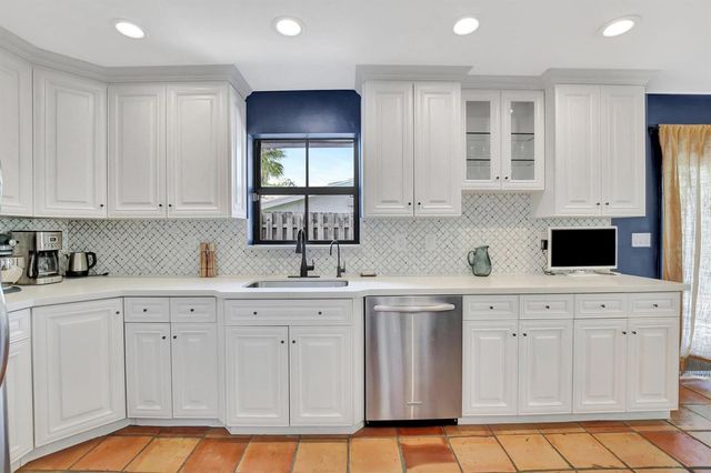 801 SW 5th Street, Boca Raton, FL 33486