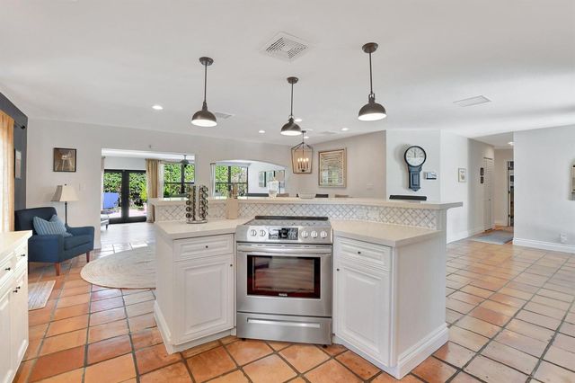 801 SW 5th Street, Boca Raton, FL 33486
