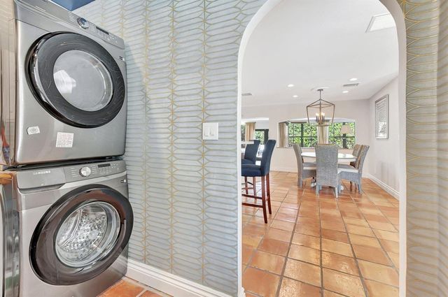 801 SW 5th Street, Boca Raton, FL 33486