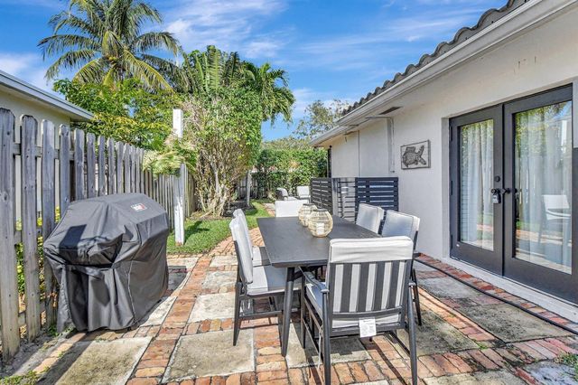 801 SW 5th Street, Boca Raton, FL 33486