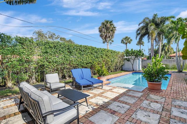 801 SW 5th Street, Boca Raton, FL 33486