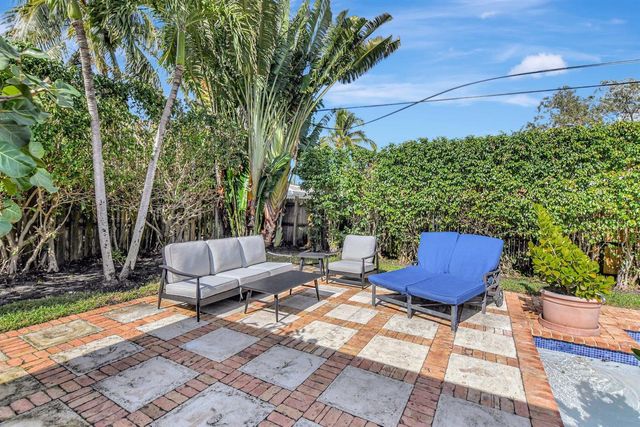 801 SW 5th Street, Boca Raton, FL 33486