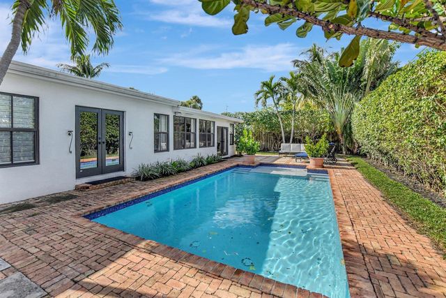 801 SW 5th Street, Boca Raton, FL 33486