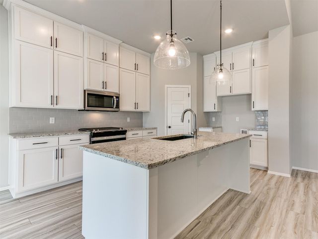 13323 S 72nd East Place, Bixby, OK 74008