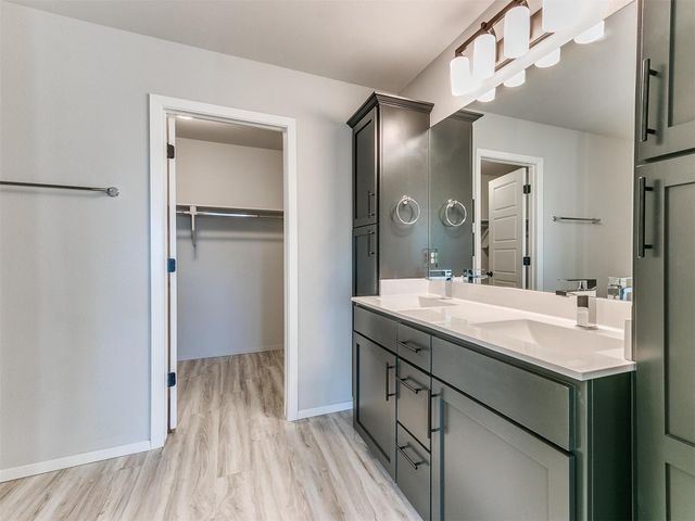 13323 S 72nd East Place, Bixby, OK 74008