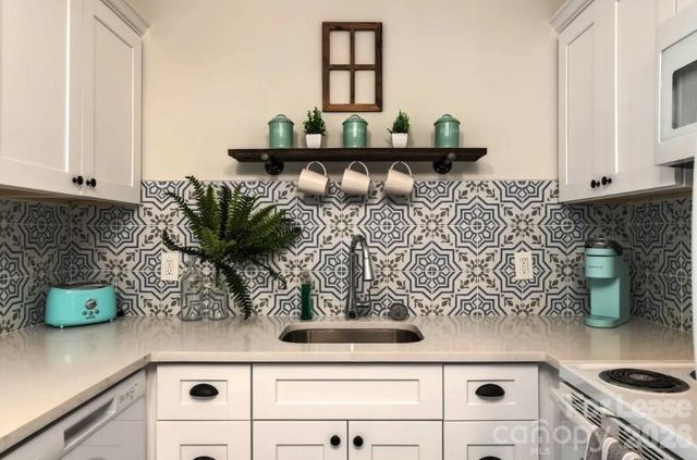 2631 Vail Avenue, Charlotte, NC 28207