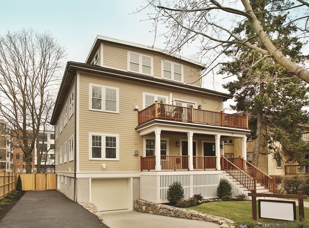 77 Verndale St 2, Brookline, MA 02446